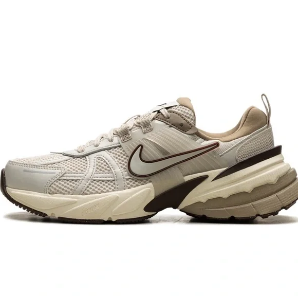 NWOT Nike V2K Run “Light Orewood Brown” - Picture 2 of 6